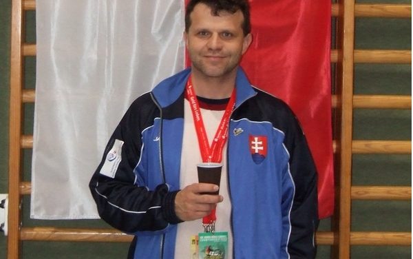 Bývalý tréner Slovenska, sa stal trénerom Poľskej juniorskej reprezentácie.